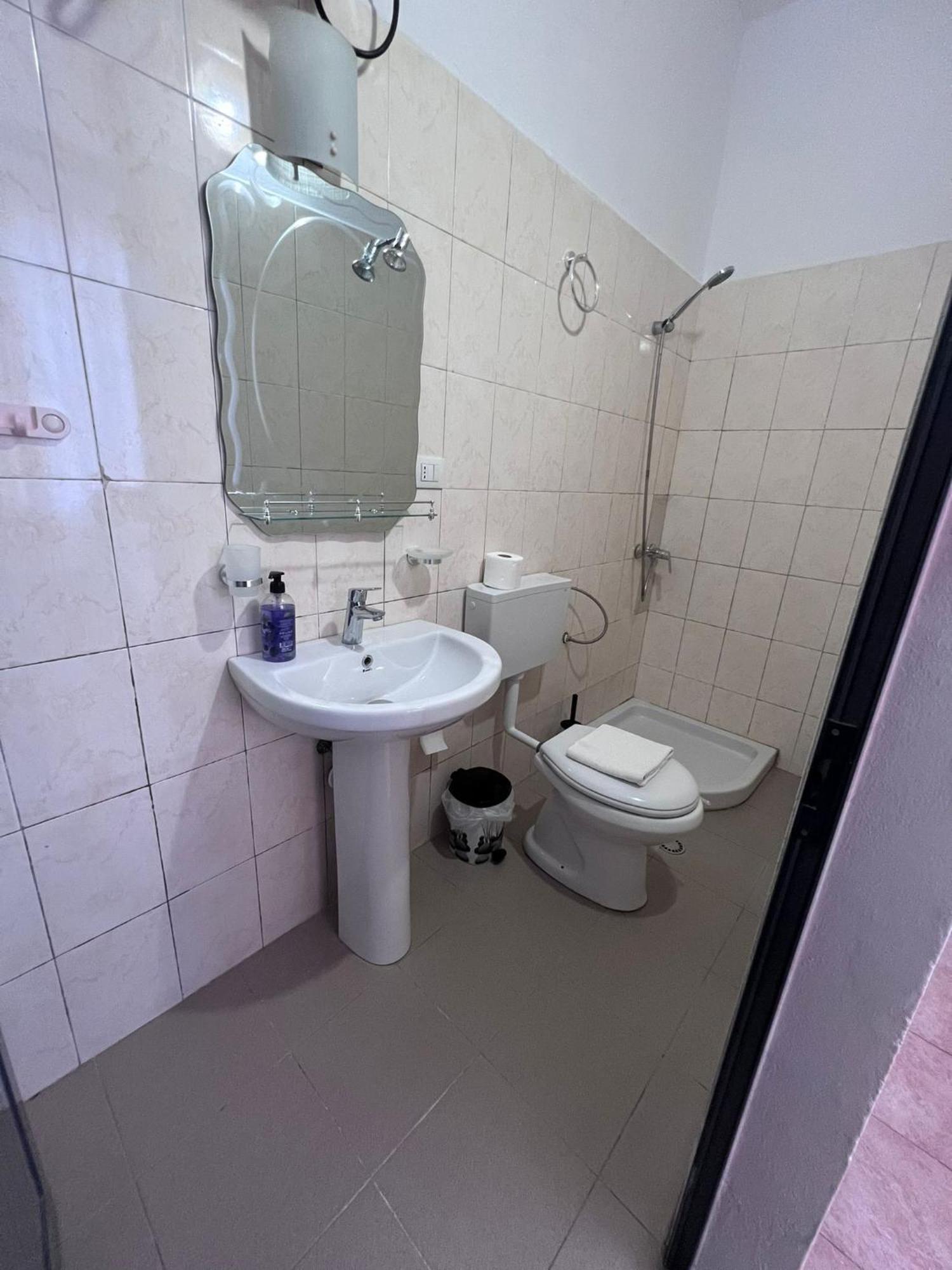 Hostel Internacional Grilë エクステリア 写真